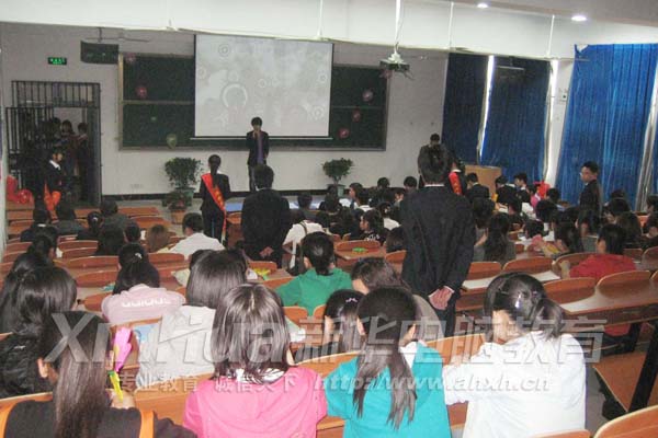 十佳歌手选拔赛现场