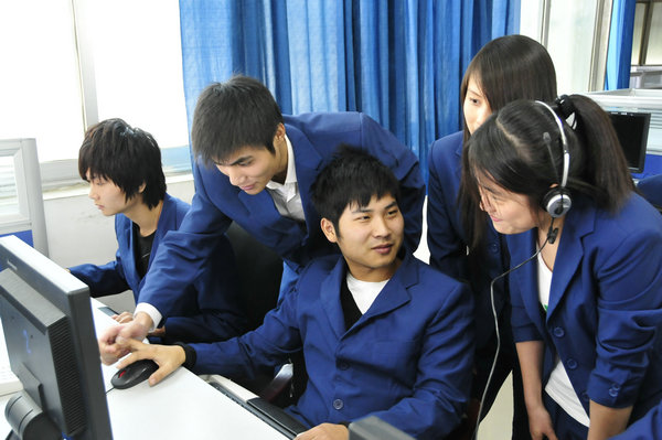 ߽ʵѵҳȺѧΧһ⣬ͨһĿڽĿ̽