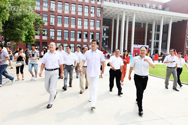 姴»쵼ͬ²ι۰»רѧԺѧԺ