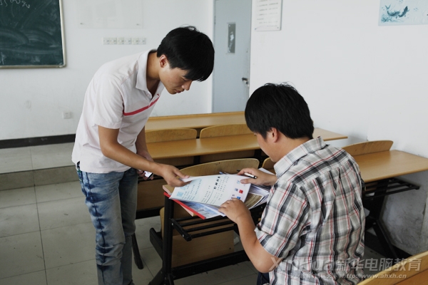 用人单位正在查看前来复试学子的个人简介