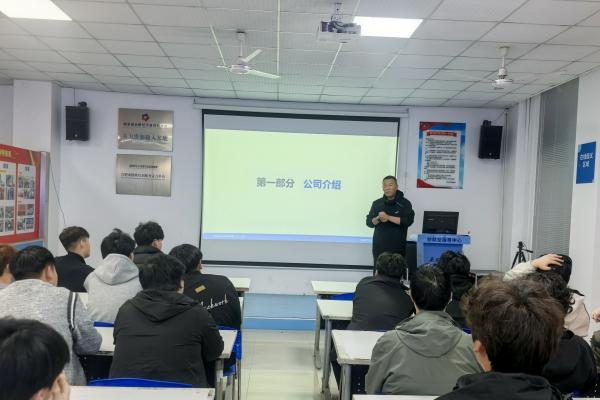 ��������ר����Ƹ���߽���У��ר����ļ����Դ��������ѧ��